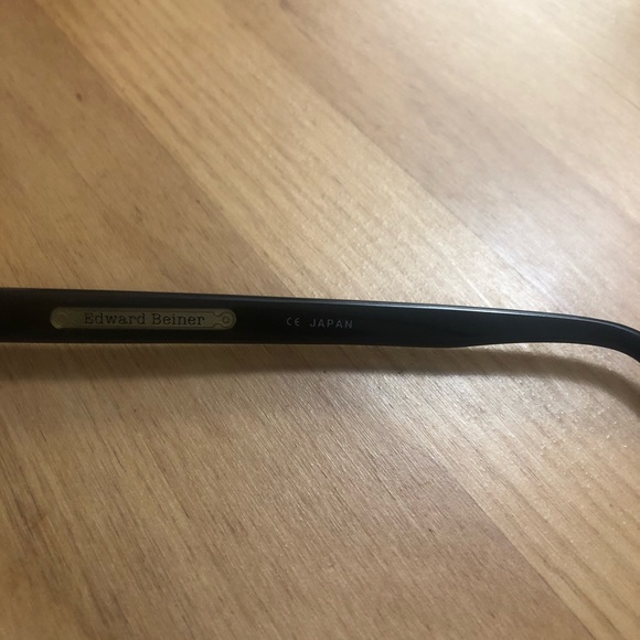 Women sunglasses - Picture 3 of 4